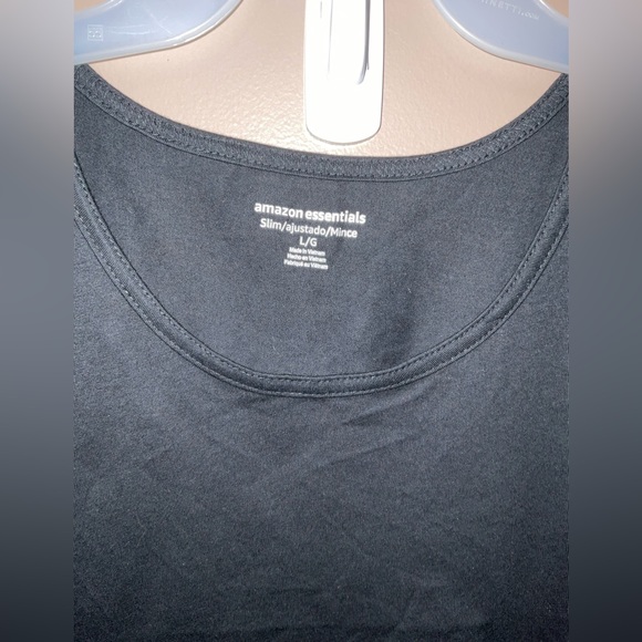 Amazon Essentials large slim womens tank top. Black - Picture 2 of 4